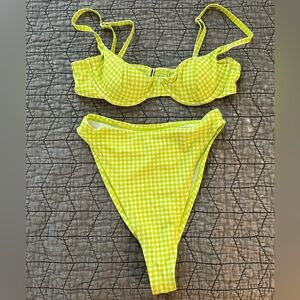 Out from Under/UO green gingham underwire bikini set. Size Small.